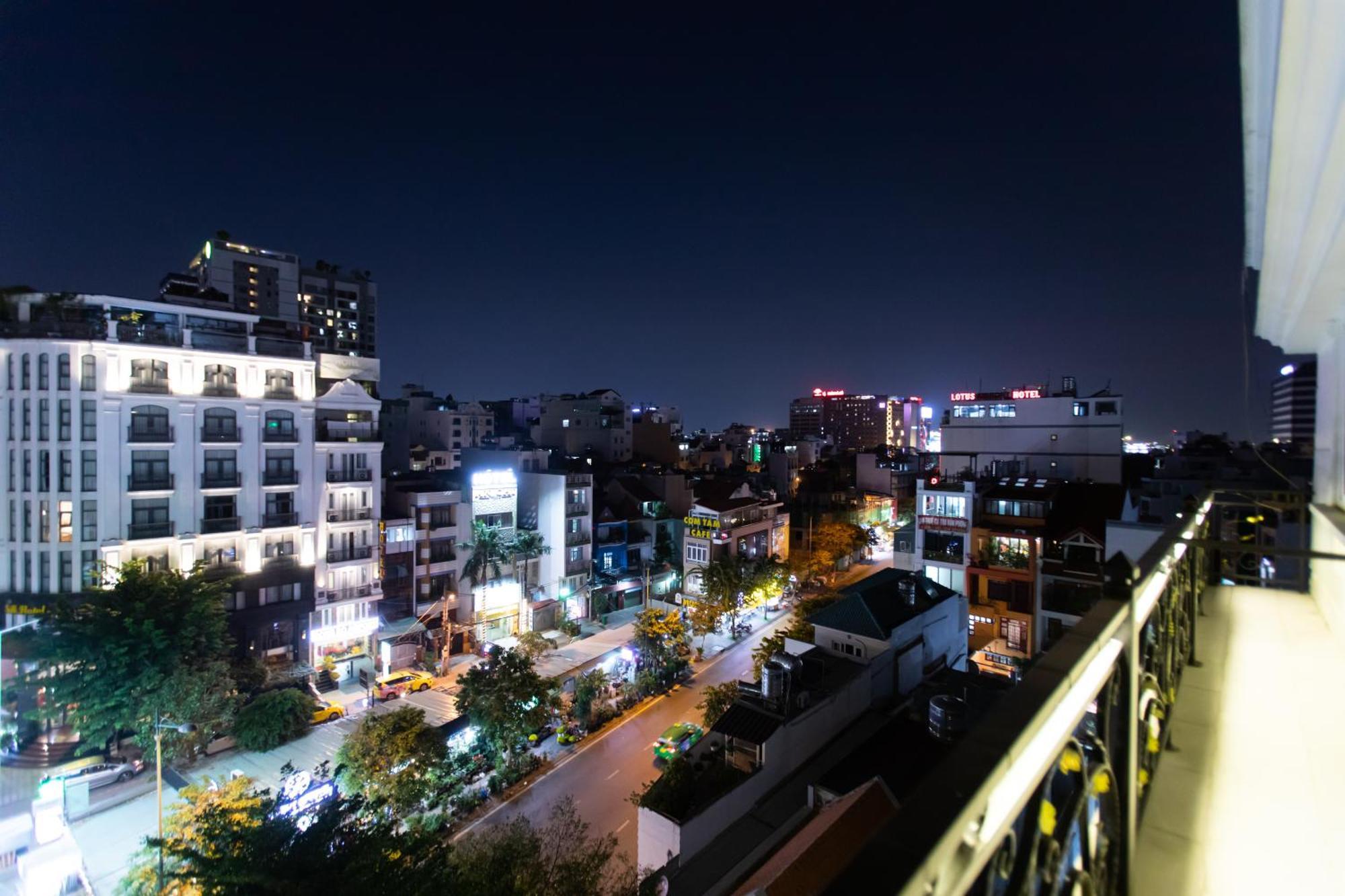 Blue Diamond Airport - San Bay Tan Son Nhat Хошимін Екстер'єр фото
