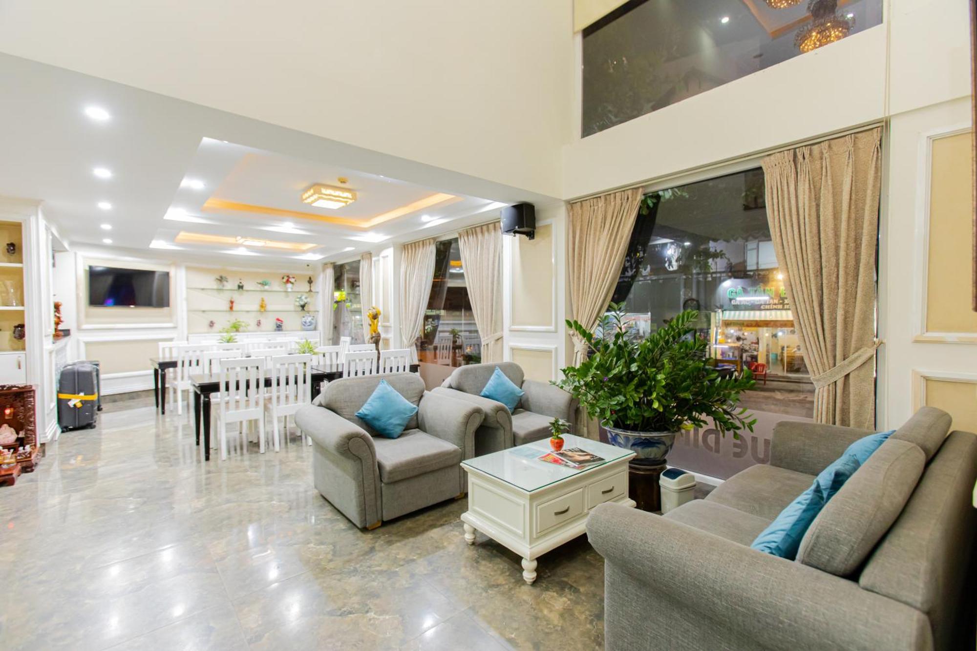 Blue Diamond Airport - San Bay Tan Son Nhat Хошимін Екстер'єр фото